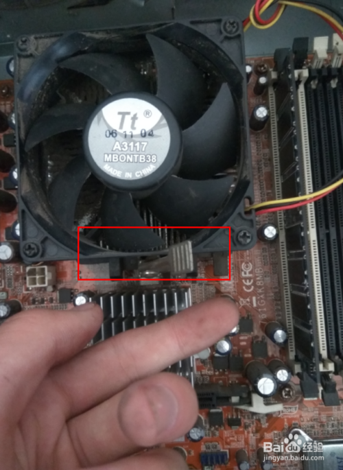 如何安装台式机cpu