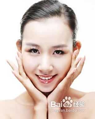 动动嘴闭闭眼脸部美容很简单