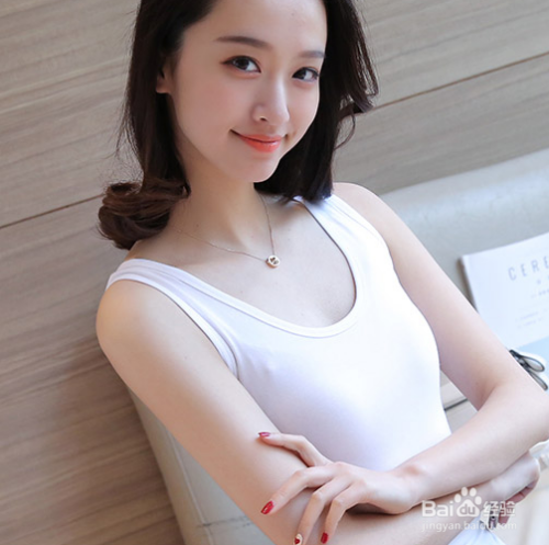 睡前脸部拍打有什么美容好处
