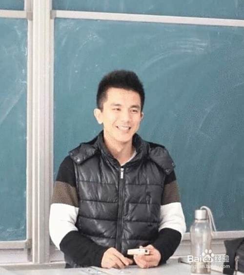 教师应该怎么化妆