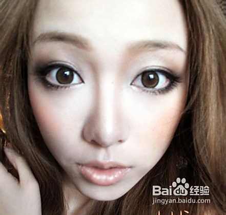 打造美白化妆的技巧