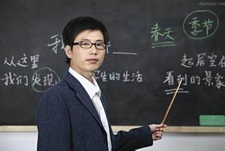 教师应该怎么化妆