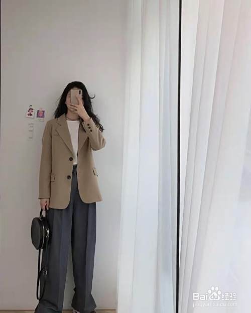 时尚的冬季穿搭