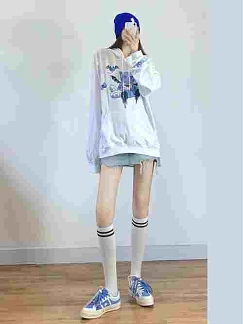 OOTD |女生穿搭｜关于蓝色卫衣穿搭