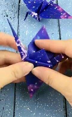 教你叠星空千纸鹤
