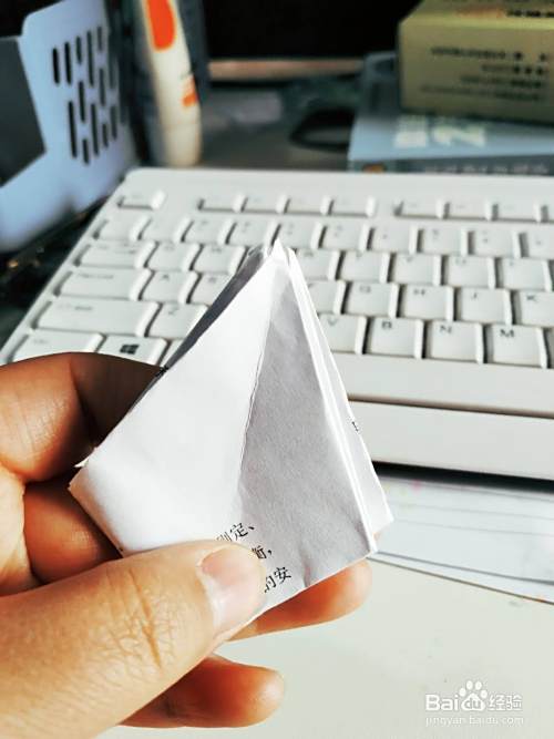 手工折纸千纸鹤怎么叠？