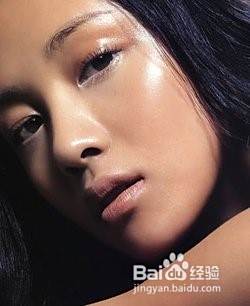 油性皮肤如何使用护肤品护理？