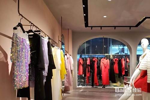 实体店购物不给退货怎么办？