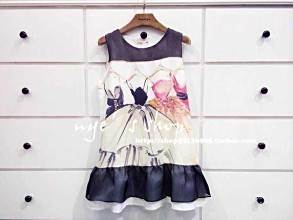成功服装类实体店布置