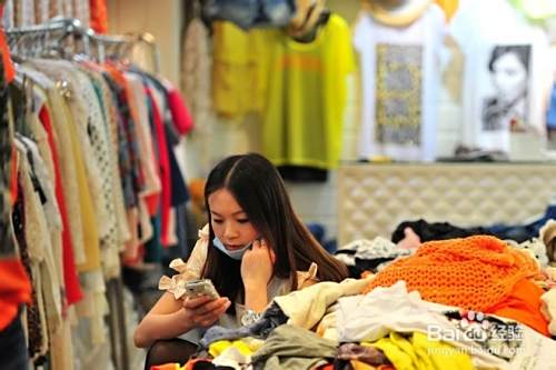 实体店购物不给退货怎么办？