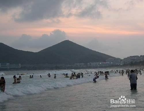 3月份适合去哪里旅游？三亚湾旅游攻略