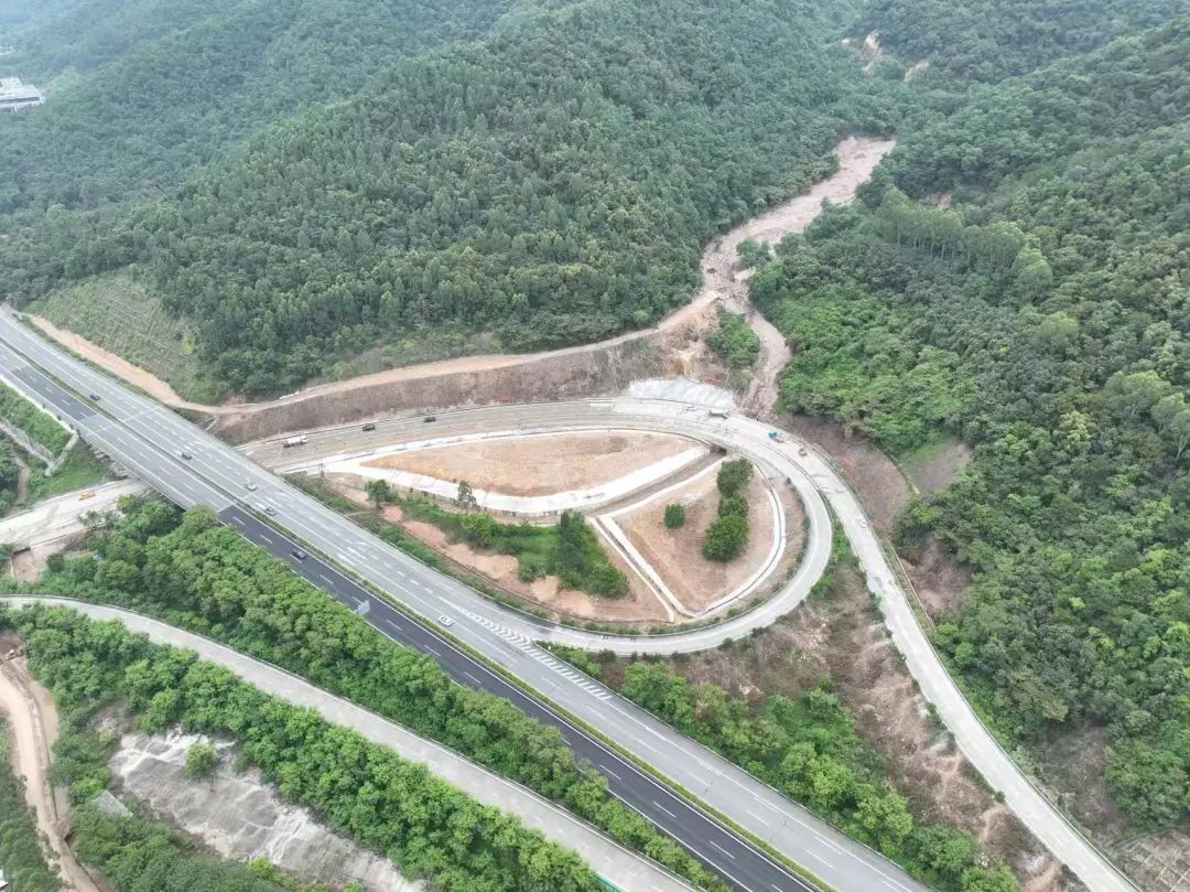 广东受台风“杨柳”影响封闭的28条高速公路，已全部解封