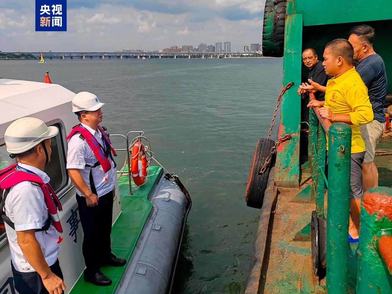 台风“塔巴”向西北移动 广西进入应急待命状态