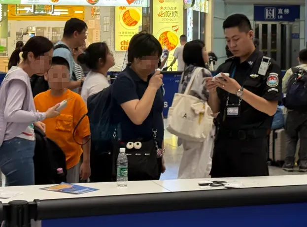 首都机场、大兴机场：可将充电宝免费暂存7日