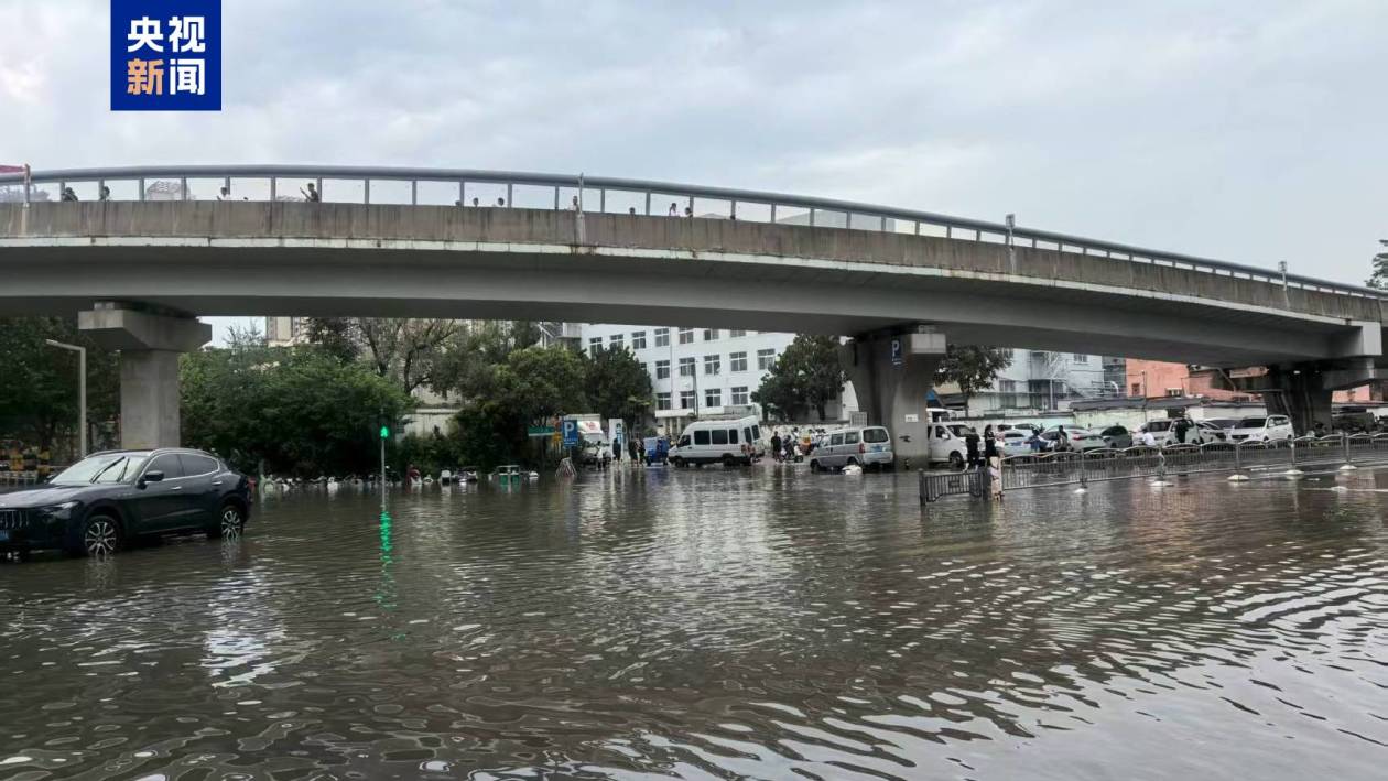 河南郑州防汛应急响应降至四级 大范围降雨过程已趋于结束