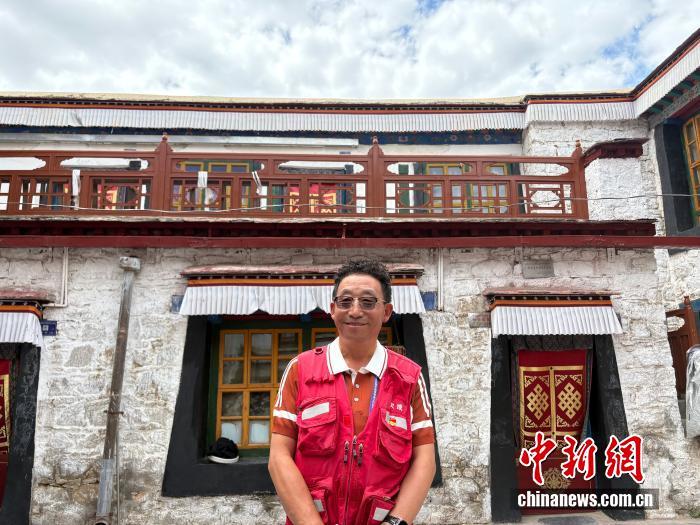 辉煌60年·我们的家园 | 八廓社区的温情日常：我们这儿各族居民，都是一家人