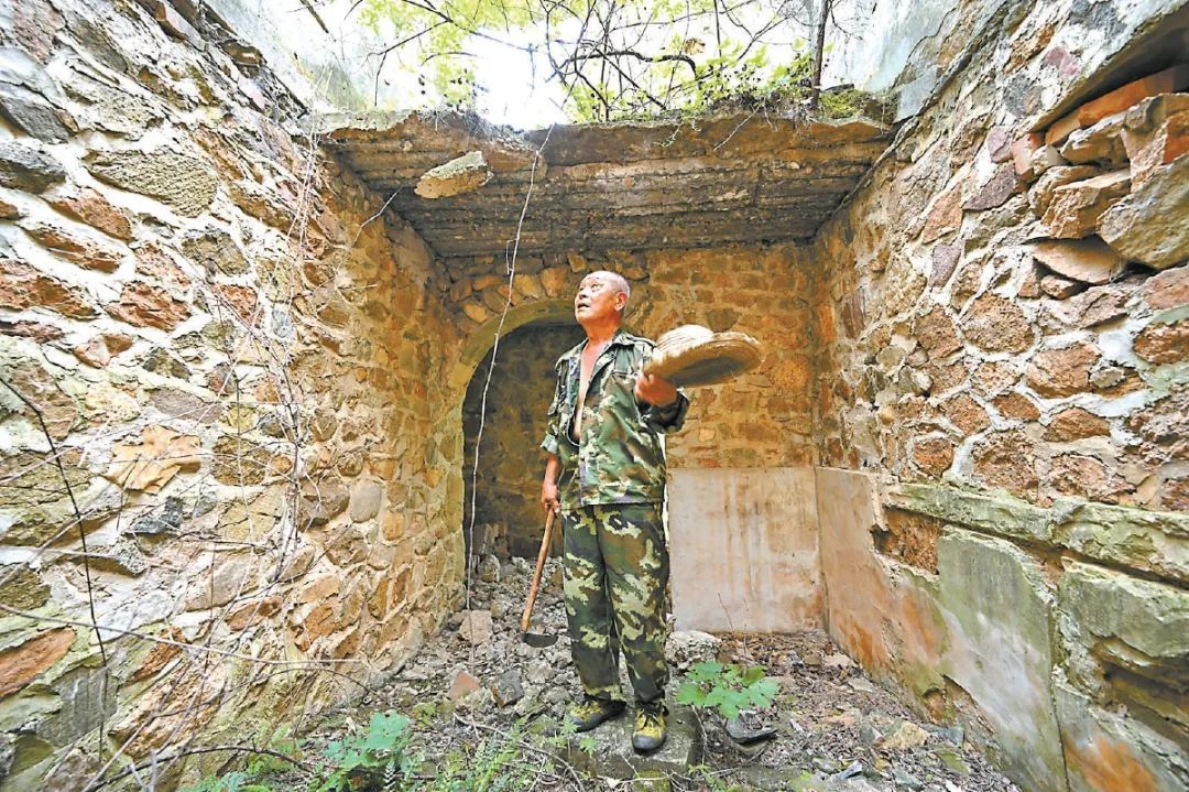建房垒墙、修炮楼……日本人为掠夺钨矿资源，曾在北京密云建立军事据点