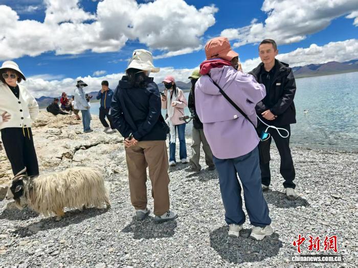 （辉煌60载 魅力新西藏）生态何以惠民生？纳木措“高原文旅”实践谱新曲