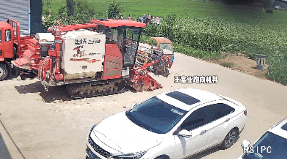原部队致电称以他为荣，这位英雄是谁？