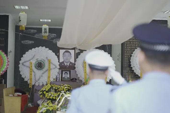 “微笑所长”走了，年仅47岁