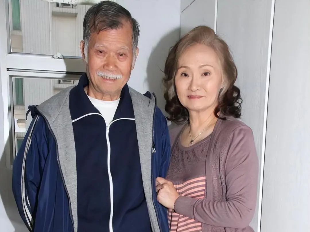 香港女星雪妮病逝，享年77岁，丈夫唐佳上月坠亡，曾透露希望能与妻子一起离世