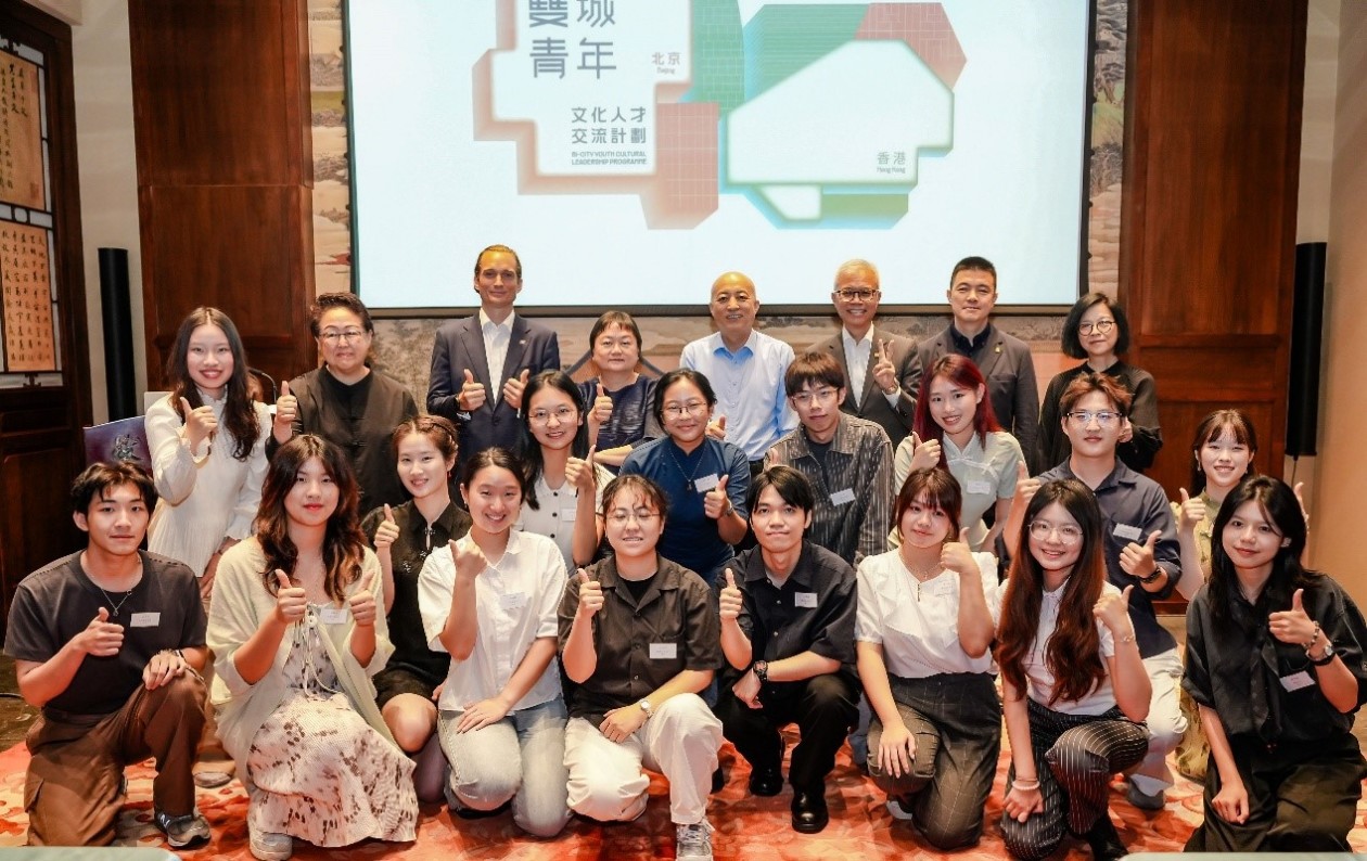 香港故宫文化博物馆馆长吴志华：我们的观众平均年龄仅33岁，以两种方法吸引年轻人