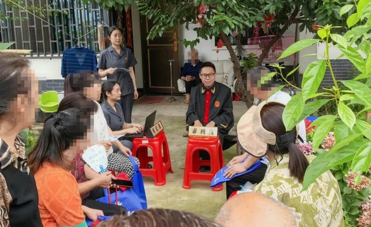 德阳法院系统：司法为民“零距离” 巡回审判解民忧