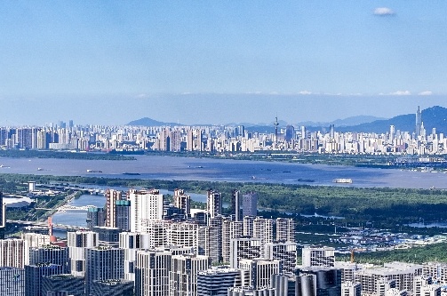 南京不断推动产业强市全面起势“积厚成势”加快塑造发展新动能