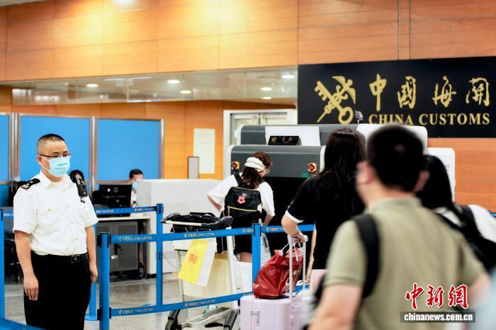 前7个月上海口岸出入境旅客大幅增长