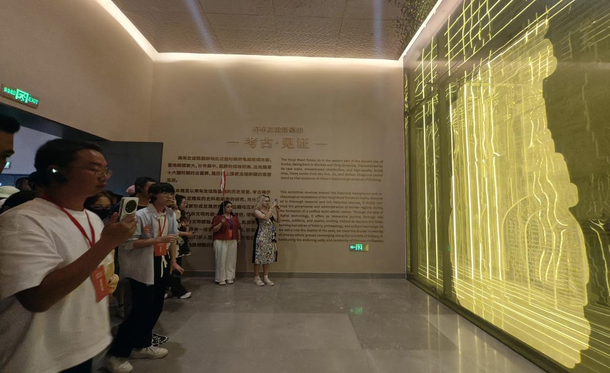 地下古墓遇见地上舞台：龟兹文明的千年回响