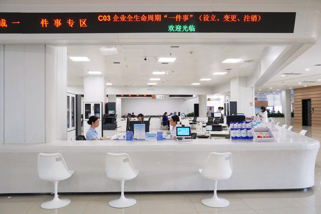 郑州航空港:“零收费”激发为企服务新活力