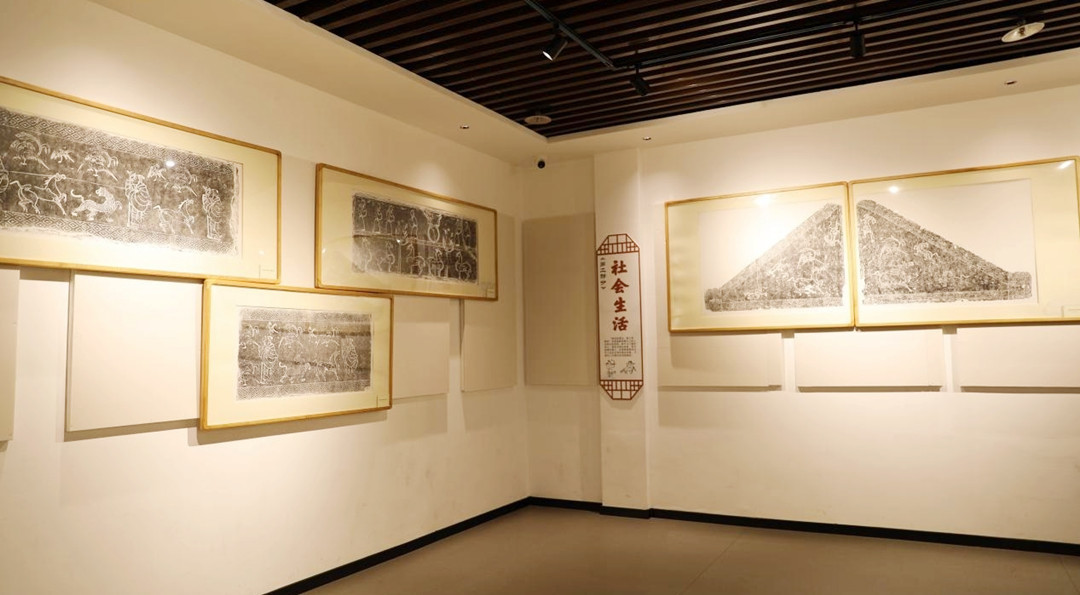 河南新野展出洛阳汉代艺术瑰宝