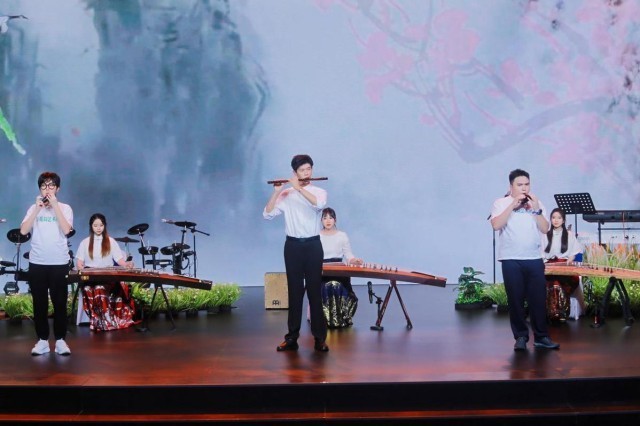 关爱孤独症儿童 “星星音乐会”在深启幕