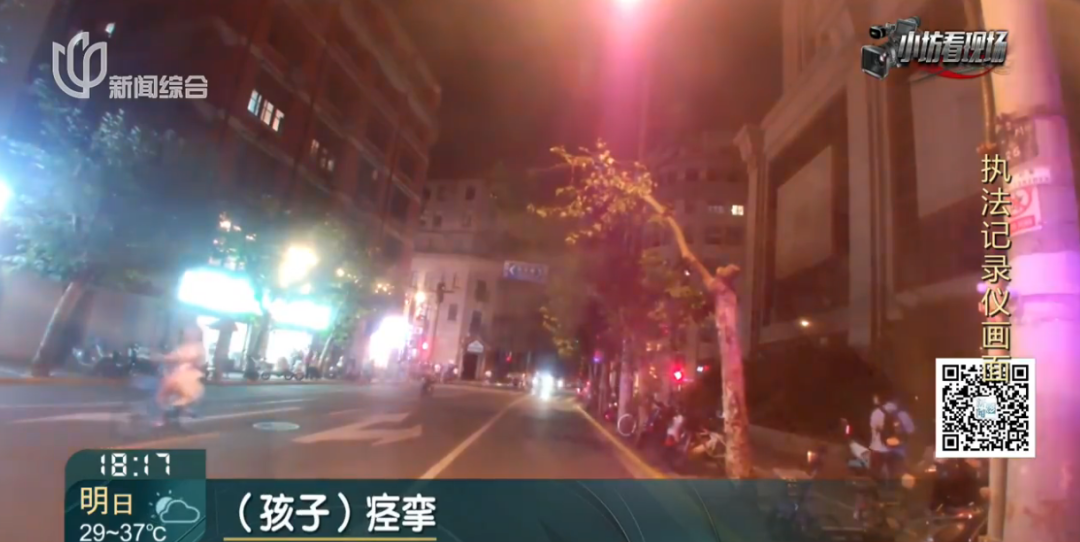 来沪游客带16个月大宝宝，在南京路发生惊险一幕！民警疾驰医院……