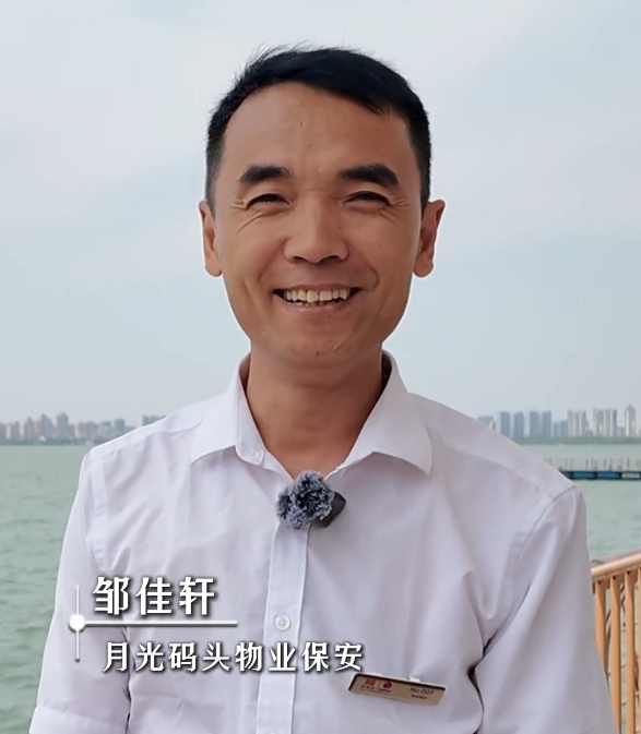 240斤落水者，被140斤老兵救上岸！