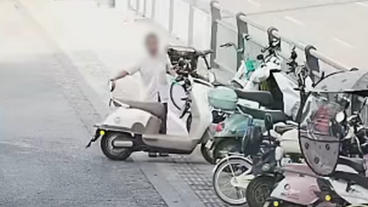 “自助”开锁盗车？伸手必被捉！