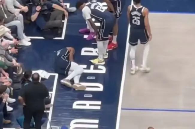 NBA突发意外！欧文左膝反关节受伤，被搀扶离场