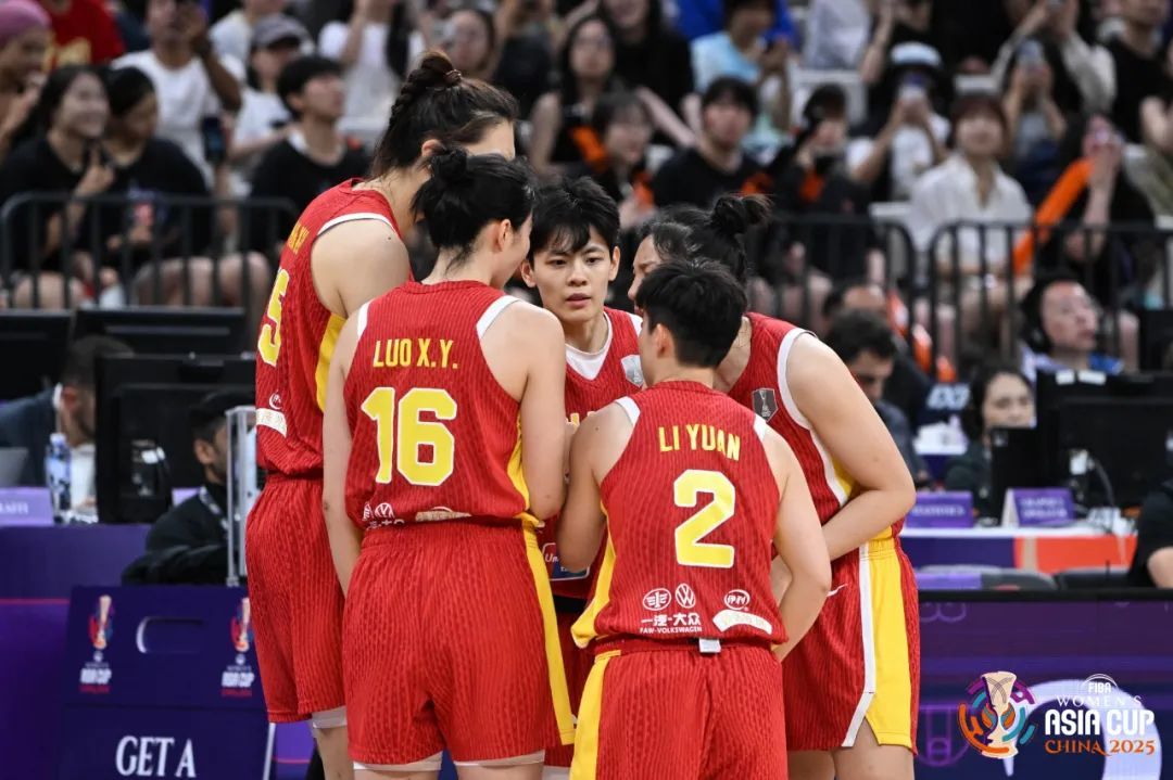 35分大胜韩国队，中国女篮获亚洲杯季军
