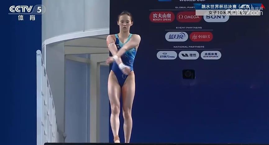 巅峰对决！跳水世界杯总决赛女子10米台陈芋汐、全红婵包揽金银