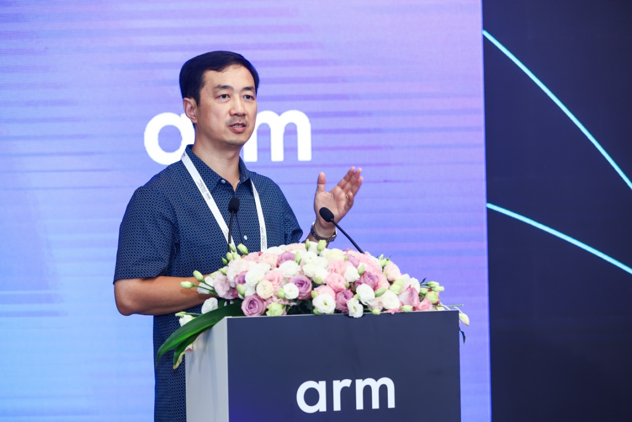 WAIC 2025｜Arm 邹挺：破局AI产业三大挑战，深拓本土生态伙伴协作