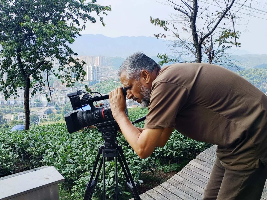 南亚三国联合记者团走进贵州湄潭，实地探访拍摄领略“云贵小江南”魅力