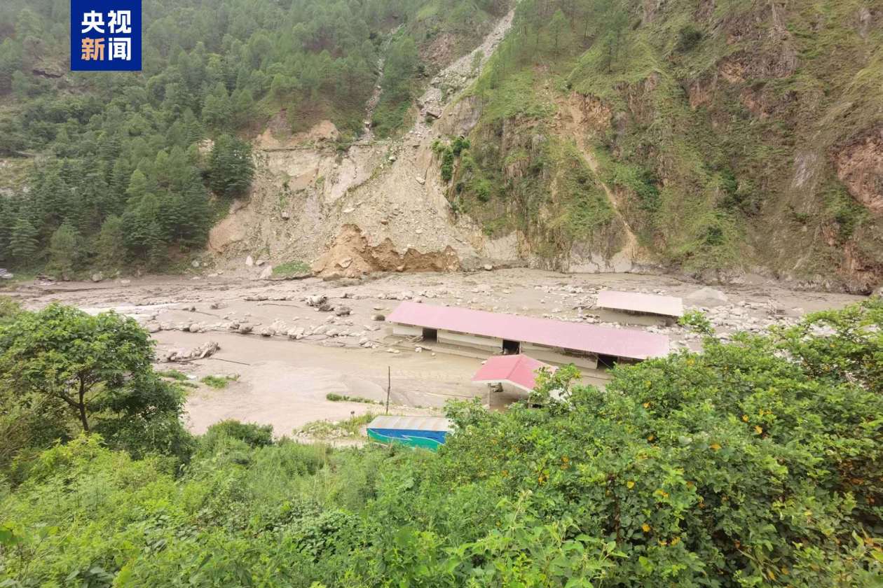 中尼边境地区突发山洪泥石流 6名中国公民失联 搜救仍在进行