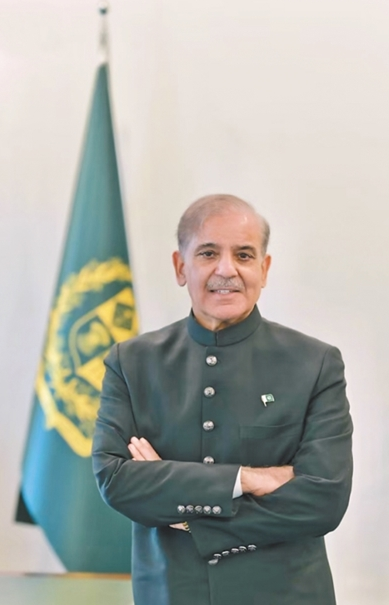 巴基斯坦总理人民日报撰文：风雨同舟、命运与共