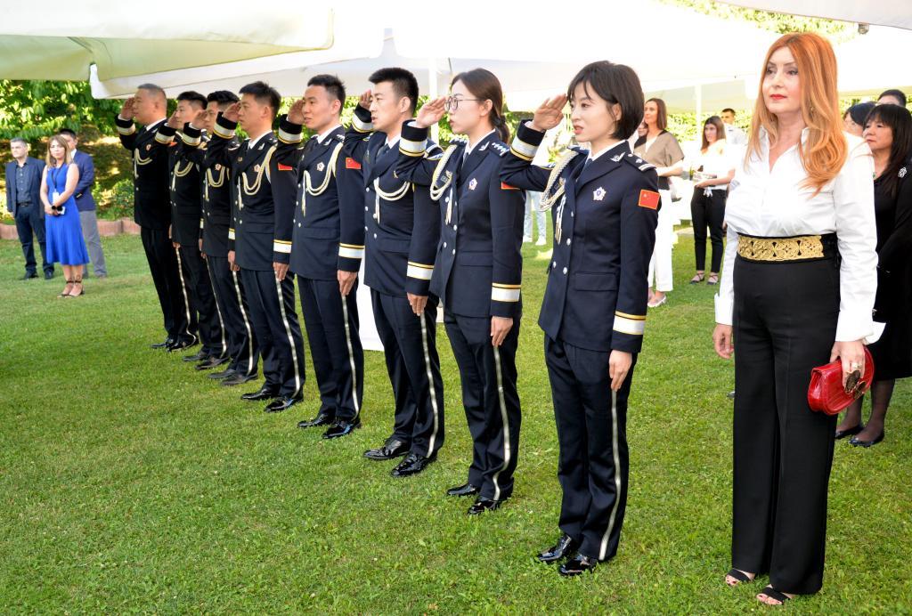 中国与克罗地亚警务联巡 游客和居民点赞