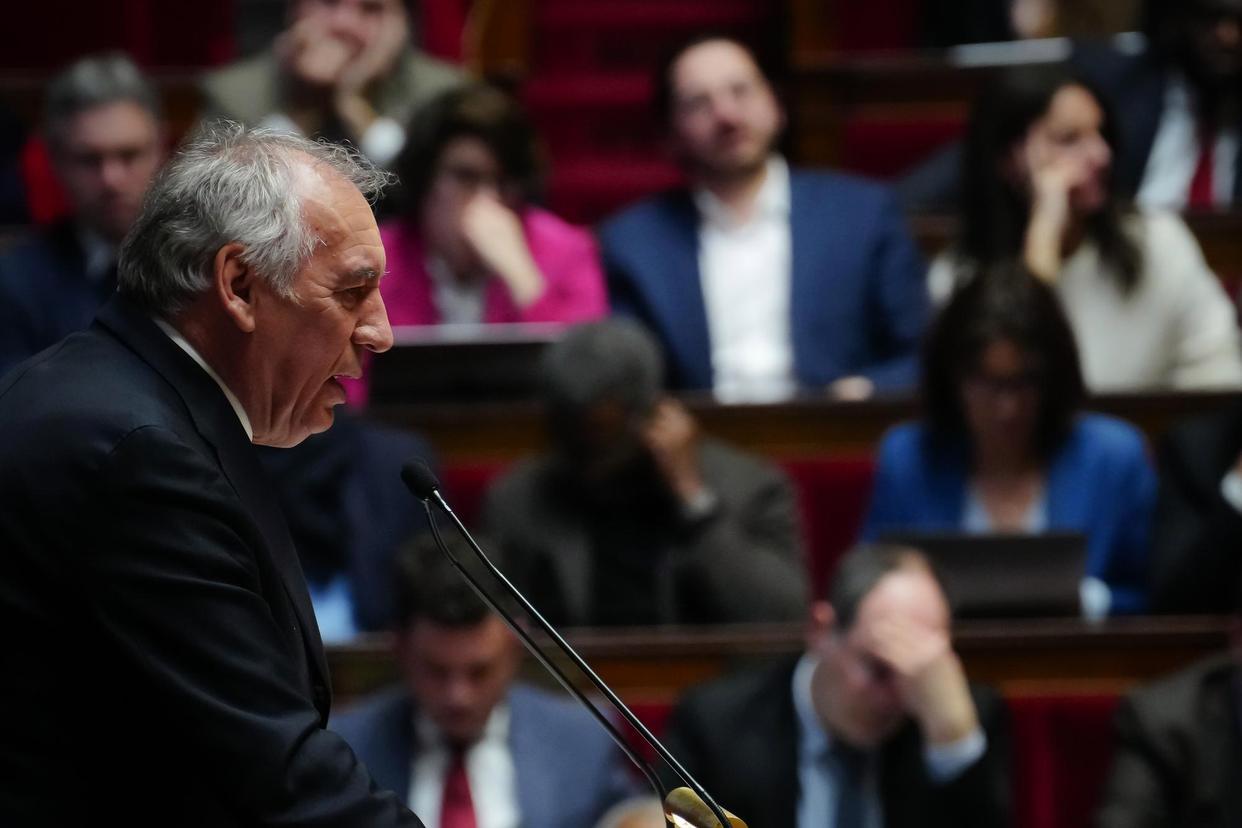 法国商界警告本国经济衰退风险