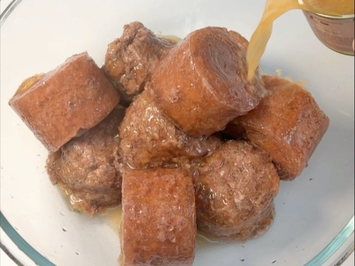 20猫配餐｜大吃一盆菜汤淋肉丸
