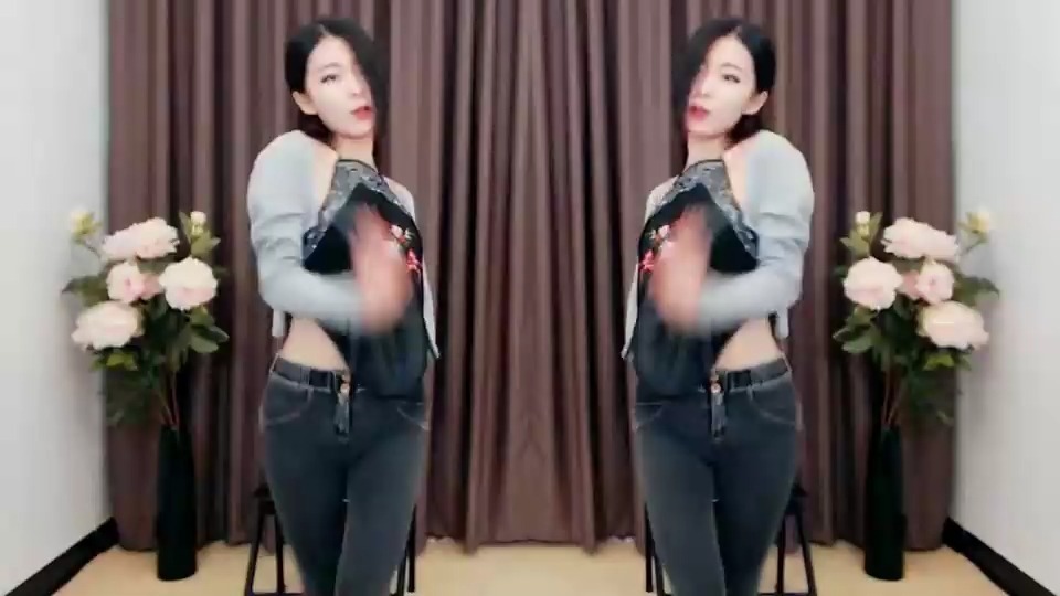 紧身牛仔裤水蛇腰的扭动