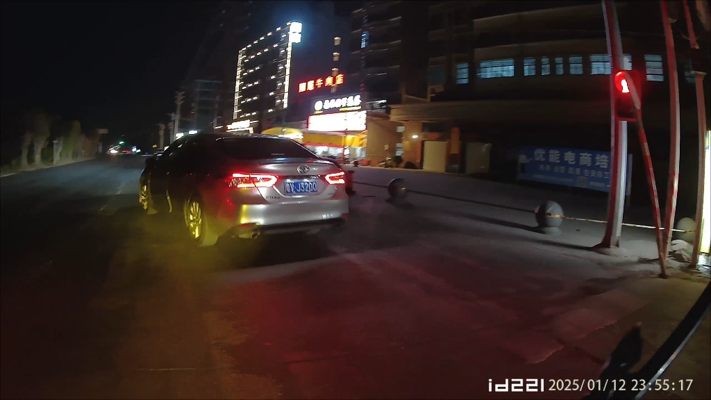 规则是死的。人是活的