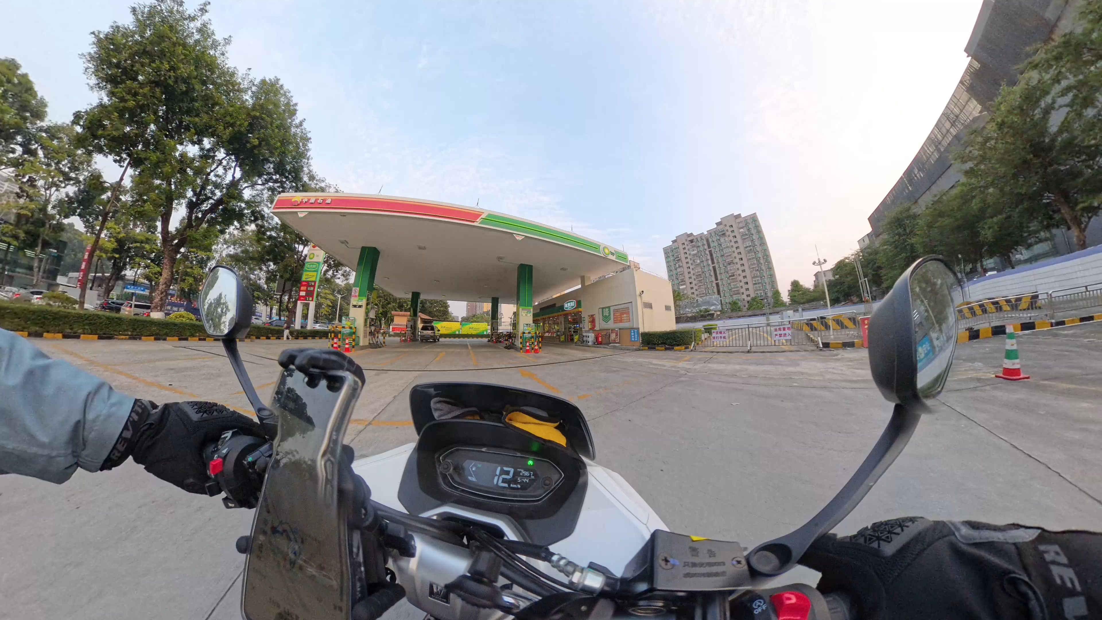 [insta360][UHR150]从县城去市里