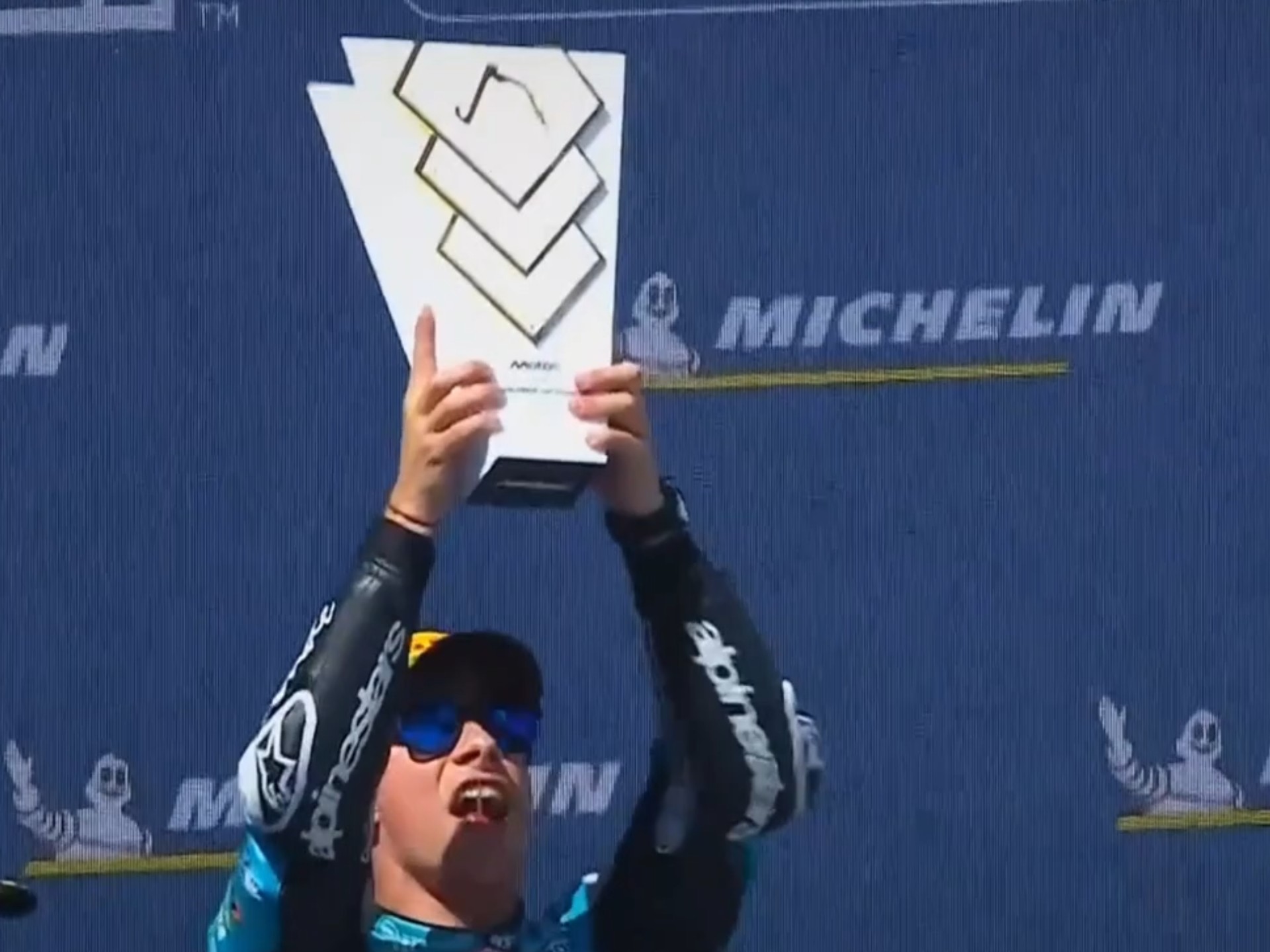 夺冠！不愧是被马奎斯和gigi看中的新秀